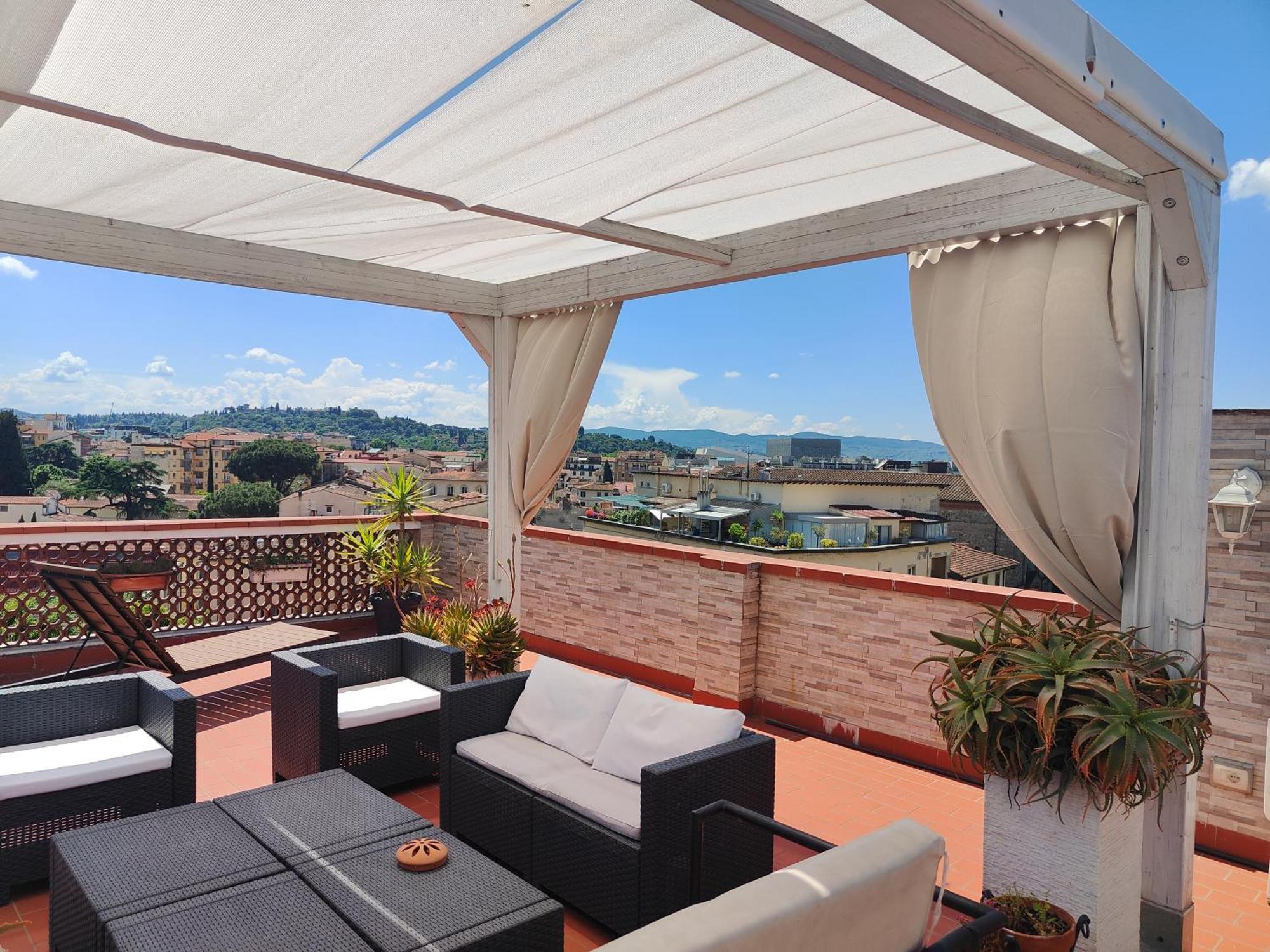 דירות פירנצה Panoramic Luxury Little Penthouse מראה חיצוני תמונה